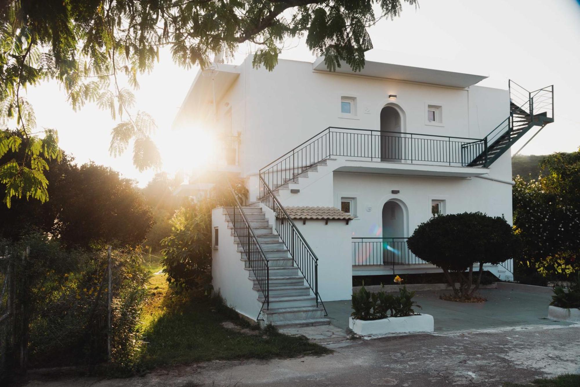Olive Grove Suites Boutique Hotel Moraḯtika Buitenkant foto