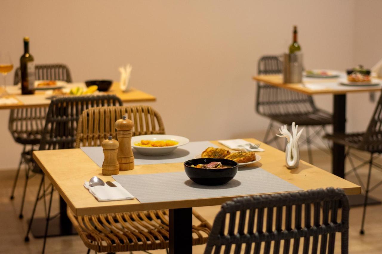 Olive Grove Suites Boutique Hotel Moraḯtika Buitenkant foto